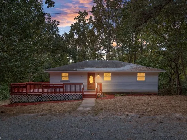 1537 Humble St, Asheboro, NC 27203