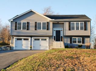 6 Birch Rd, Assonet, MA 02702