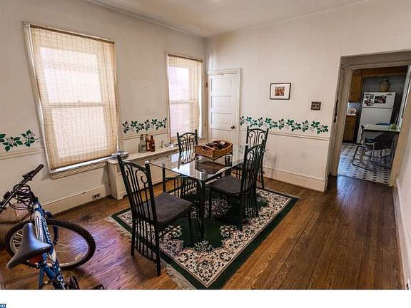 3rd image of 2132 E Cumberland St