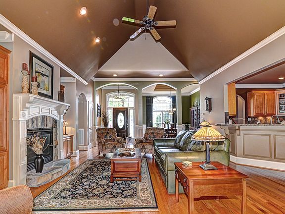 Gorgeous open floor plan