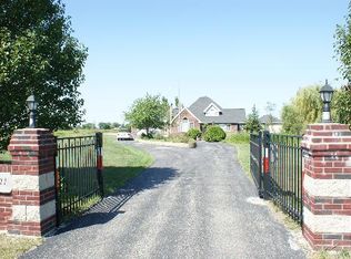 1211 Cherry Hill Rd, Joliet, IL 60433