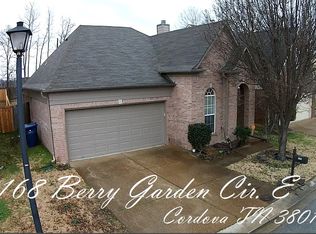 2168 Berry Garden Cir E, Cordova, TN 38016