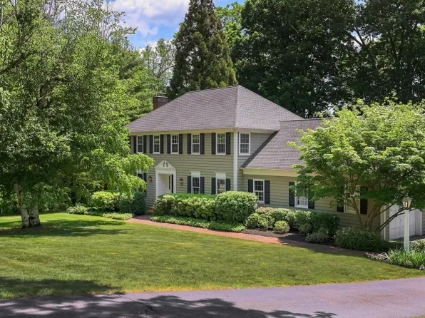 35 Rolling Hill Rd, Bernardsville Boro, NJ 07924