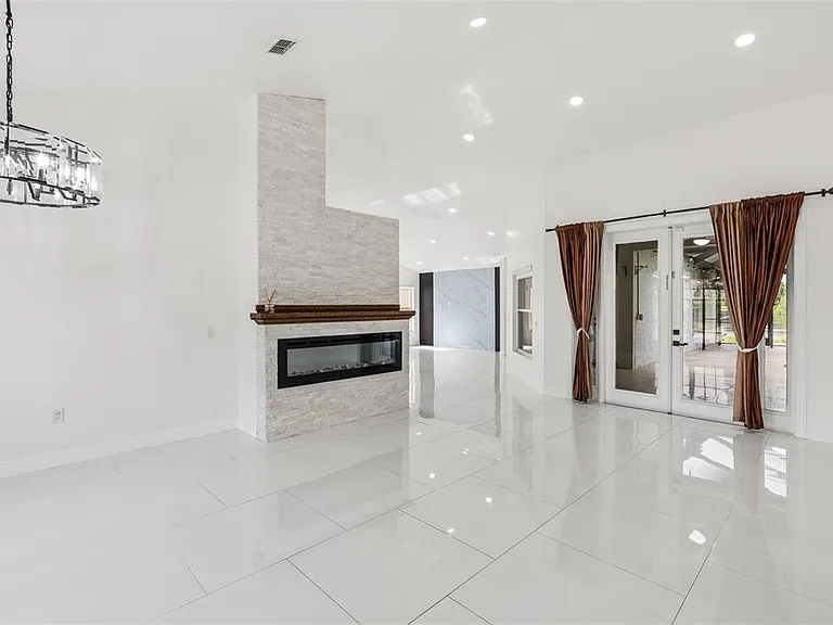 9022 Westbay Blvd — Photo 7