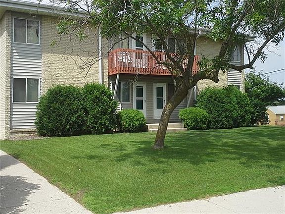 2nd image of 1410 Park Ave