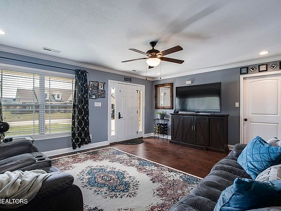 5th image of 1667 Olivia Cir