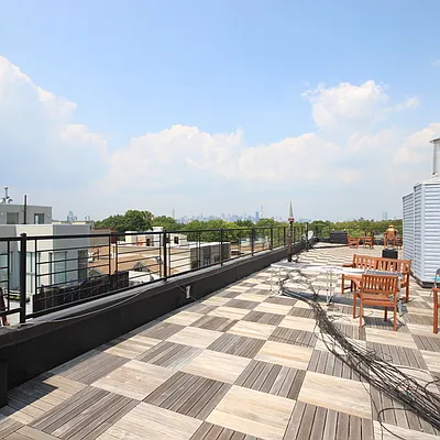 Rented by Nooklyn NYC LLC | media 22