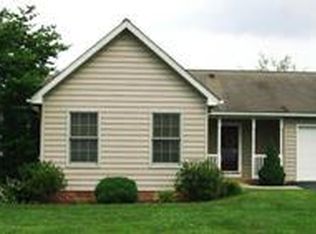 88 Pastoral Ct, Martinsburg, WV