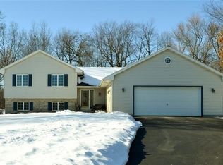 13328 W Forest Hollow Ln, Evansville, WI 53536