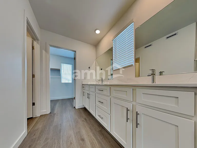 9543 E Friedel Dr — Photo 9