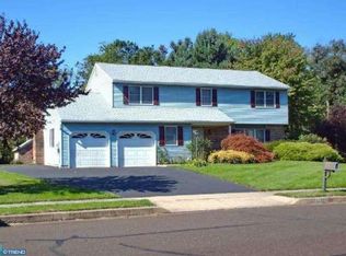 1416 Downing Dr, Hatfield, PA 19440