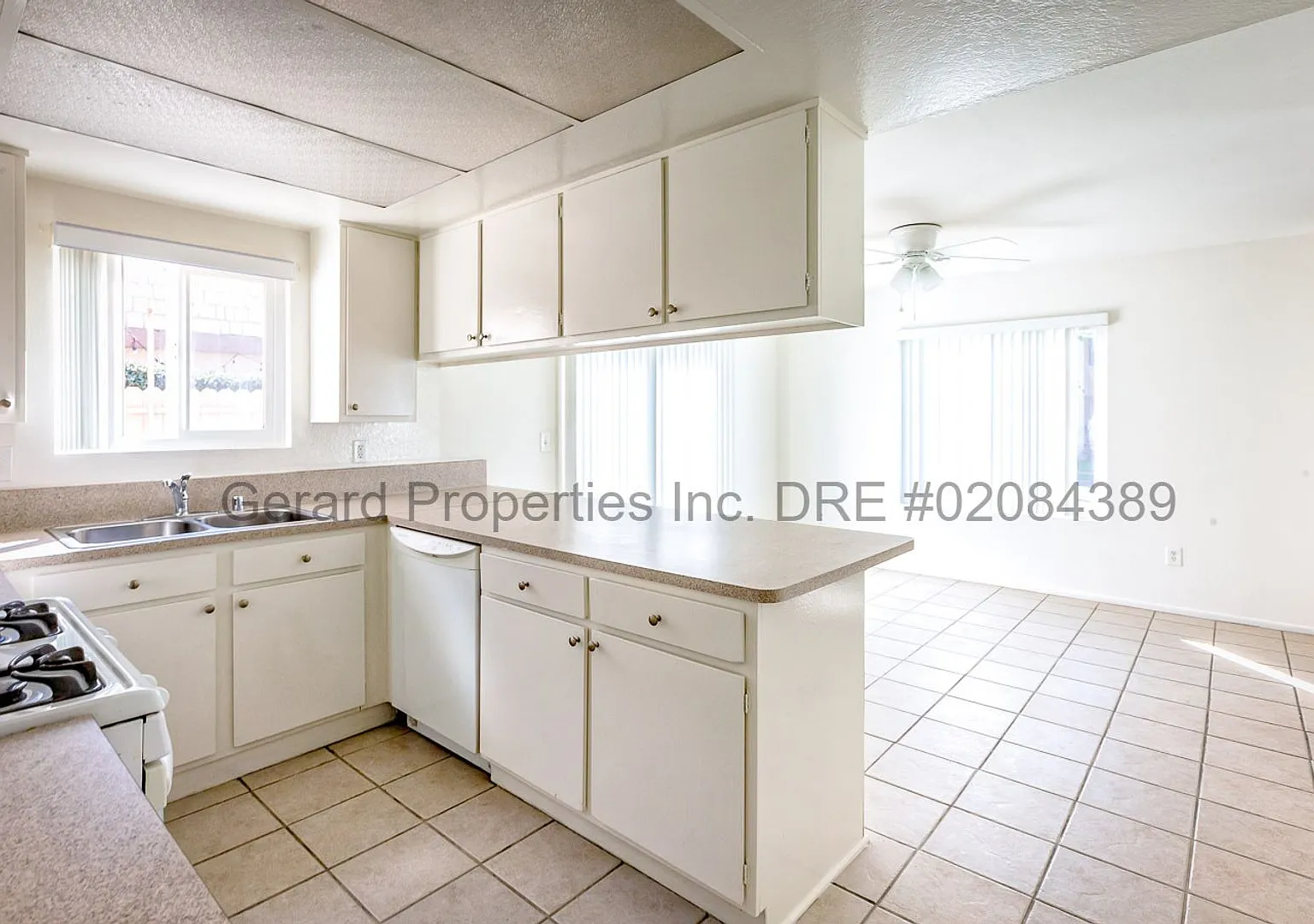 Huntington 1714 — Photo 2