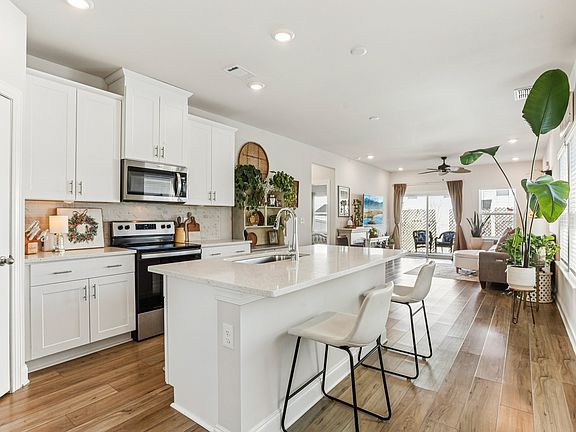 4th image of 4321 Skyridge Dr