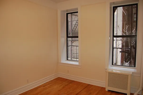 Rented by Stonecrest Realty | media 8