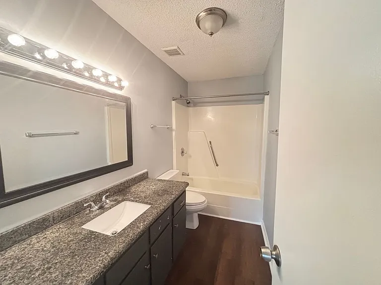 45 Indian Oak Ln — Photo 14