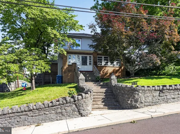 21 Green St, Sellersville, PA 18960