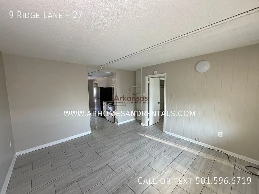 Building Photo - 9 Ridge Ln #27
