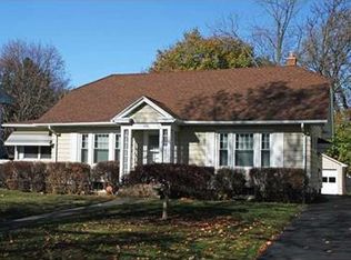 102 Versailles Rd, Rochester, NY 14621