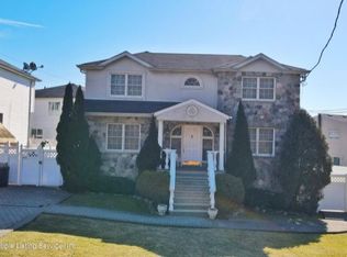 3232 Richmond Rd, Staten Island, NY 10306