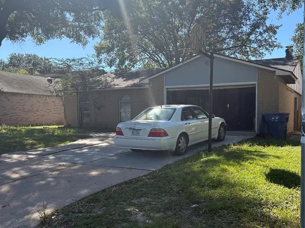 17527 Wild Willow Ln, Houston, TX 77084