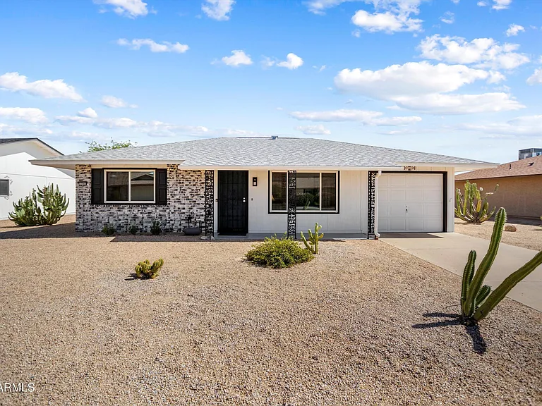 12543 W Parkwood Dr — Photo 1