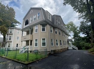 60 Lakewood St APT 2, Worcester, MA 01603