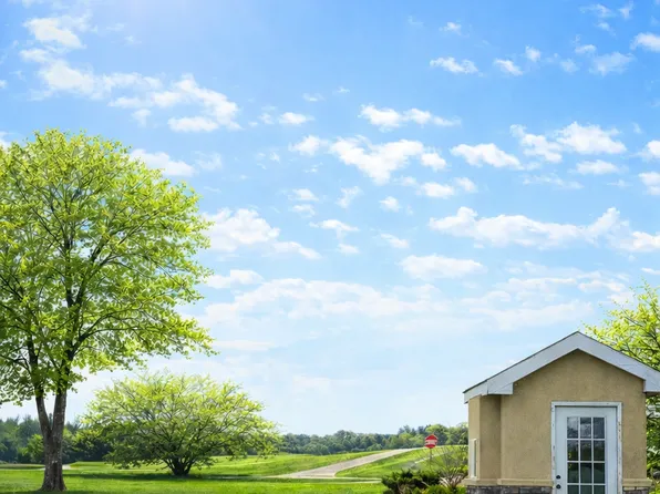 Riverrun RV Park & Lodging, 2225 Chestnut St #2420, Middletown, OH 45042