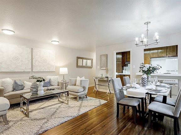 3rd image of 155 El Camino Real APT 20