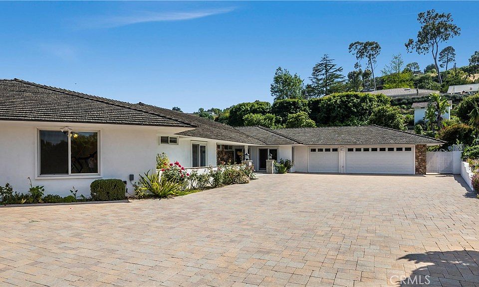 1st image of 2 Bowie Rd