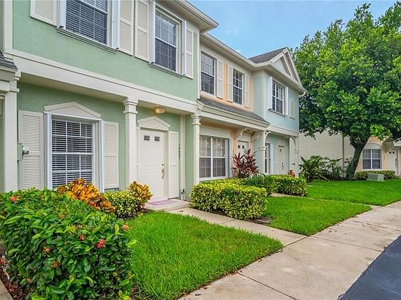 3rd image of 16637 Hemingway Dr