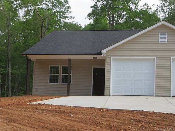 3rd image of 2029 Glen Manor Ct