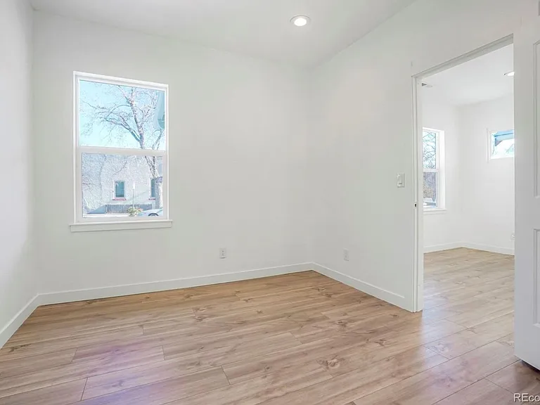 173 Inca St — Photo 9