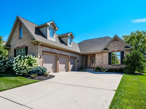 11561 Glen Ridge Cir, Fishers, IN 46037