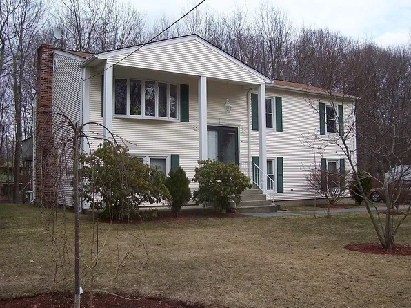 47 Orchard Ave, Johnston, RI 02919