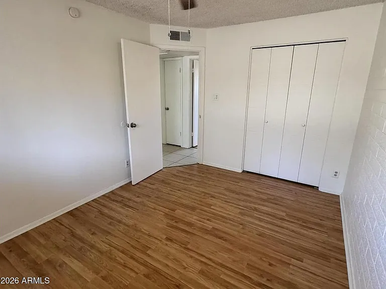 10831 N 18th Ave #1 — Photo 4