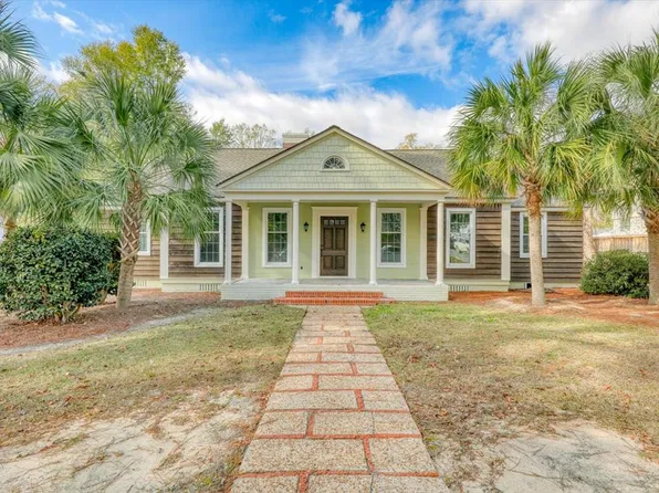 922 1st St SE, Moultrie, GA 31768