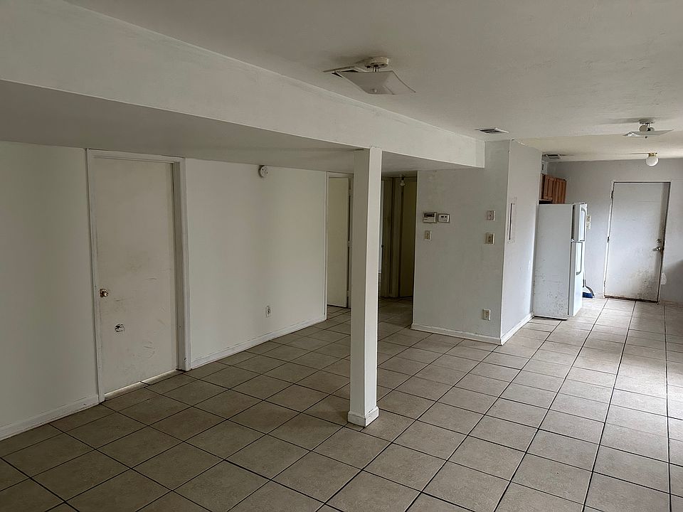 1st image of 629 Okaloosa St APT A
