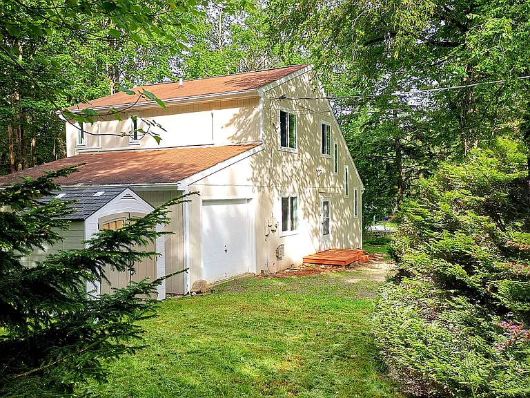 3060 Briarwood Dr — Photo 23