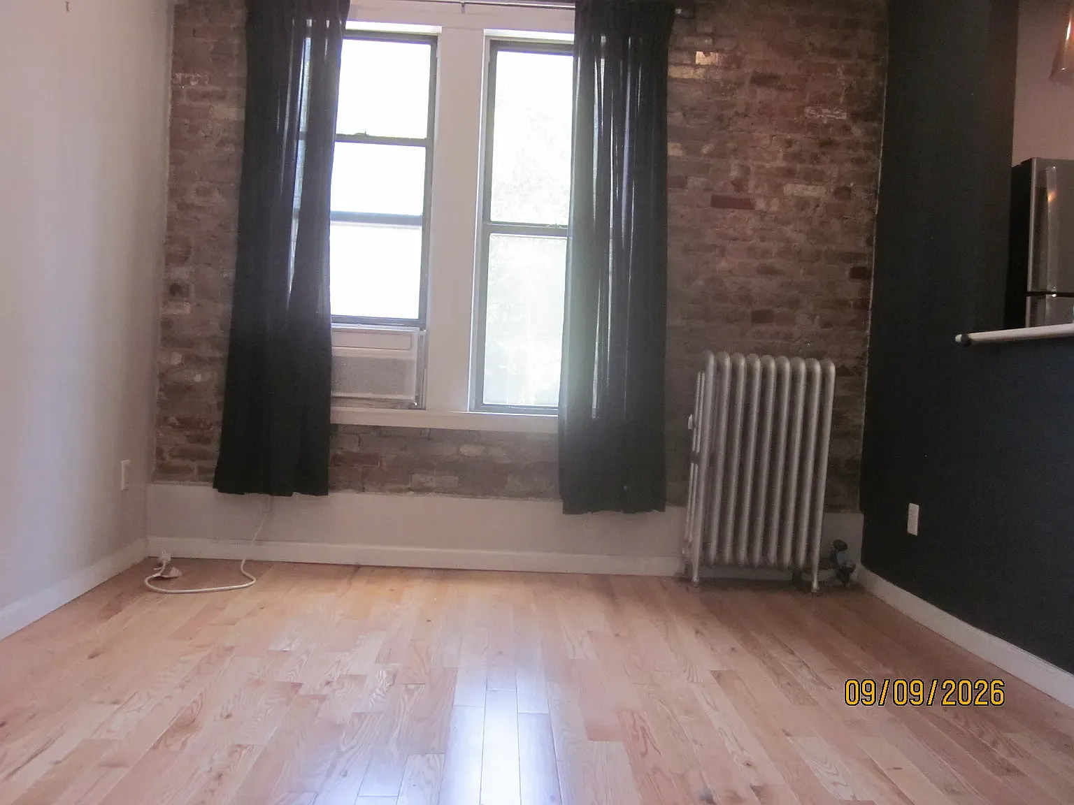 326 Roebling Street — Photo 3