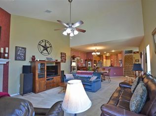 806 Saint Andrews Ct, Garland, TX 75043