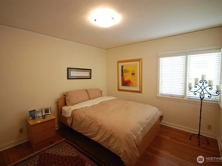 4610 Lake Washington Blvd NE — Photo 10
