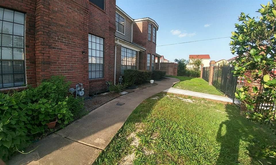 1st image of 8888 Benning Dr APT 233