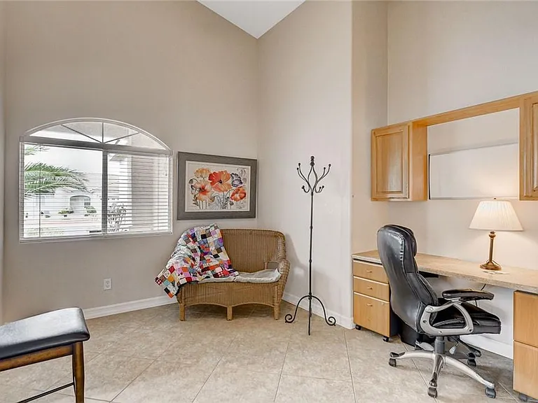 489 First Light St — Photo 17