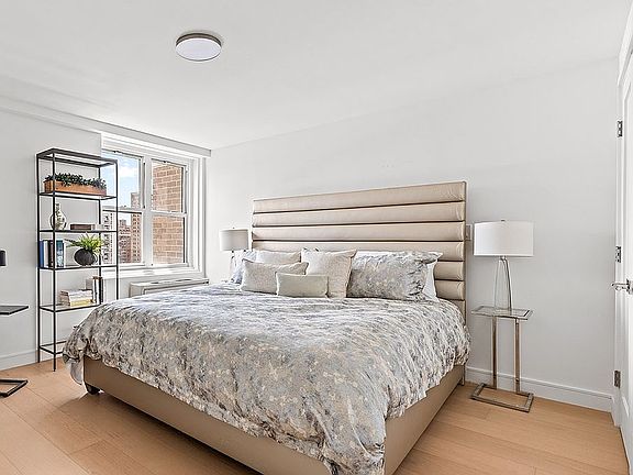 4th image of 175 W 95th St APT 20H