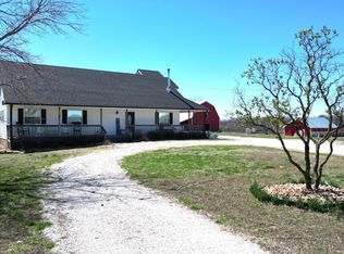 1892 E 415th Rd, Half Way, MO 65663