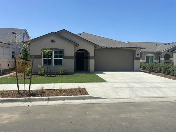 1061 S Mesa Oak Street, Porterville, CA 93257
