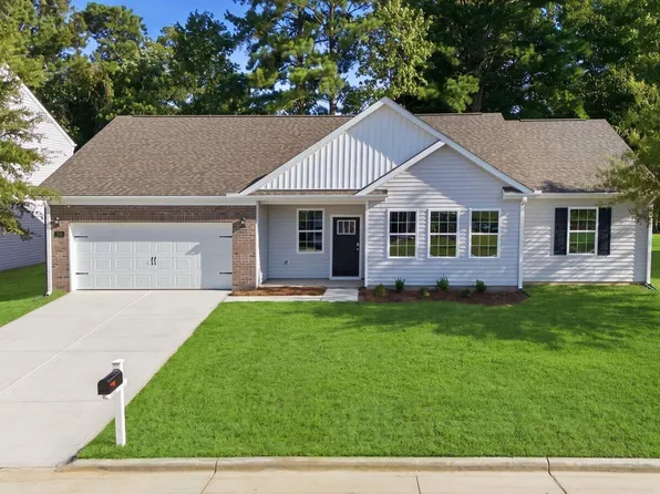 256 Lake Tyler Drive, New Bern, NC 28560