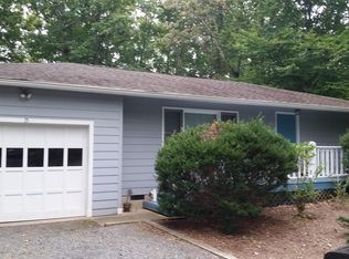 15 E Point Rd, Palmyra, VA 22963