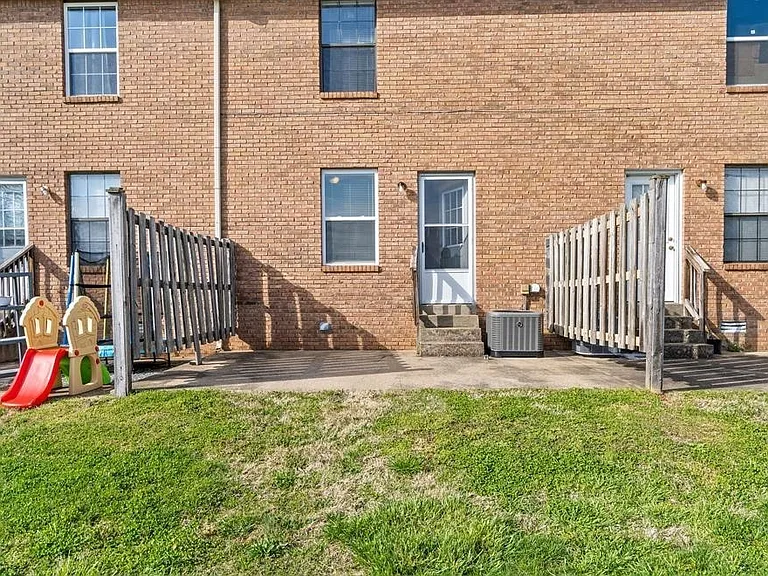 1630 Baltimore Dr #A — Photo 12