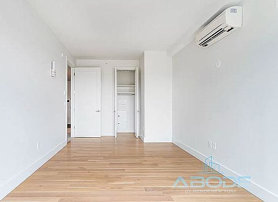 4th image of 1245 Bedford Ave #7F